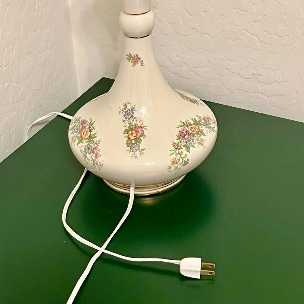 VTG Floral Lamp Porcelain Pink Cream Pastel Cottagecore Feminine Shabby Chic